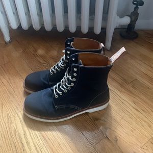 Dr. Martens Men’s “Beckett” Boot